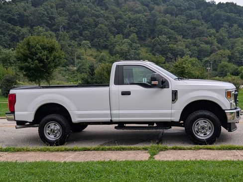 Used 2020 Ford F250 XL w/ Power Equipment Group AWD/4WD image 6