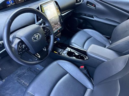 Certified 2021 Toyota Prius Prime Limited FWD image 9