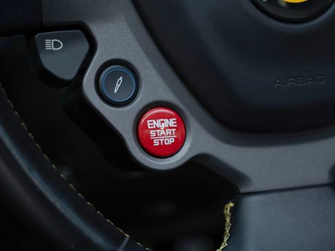 Used 2018 Ferrari 488 Spider RWD image 38
