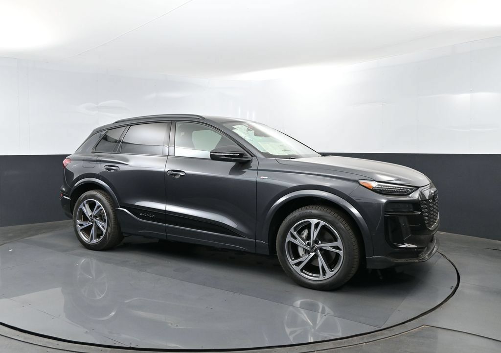 New 2027 Audi Q6 e-tron Premium Plus AWD/4WD image 3