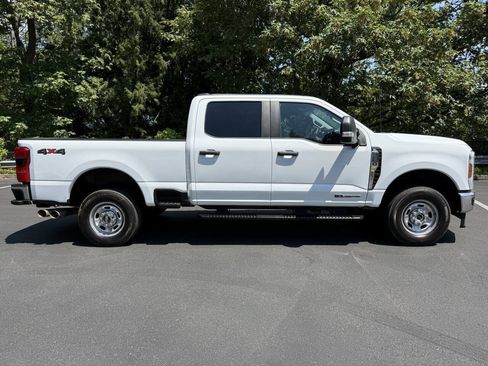 Used 2024 Ford F250 XL w/ 360-Degree Camera Package AWD/4WD image 5