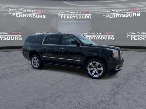 Used 2016 GMC Yukon XL Denali w/ Open Road Package AWD/4WD image 9