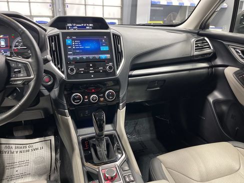 Used 2020 Subaru Forester Limited w/ Popular Package #3 AWD/4WD image 28