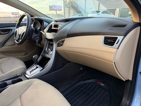 Used 2011 Hyundai Elantra GLS w/ Preferred Equipment Pkg 3 image 19