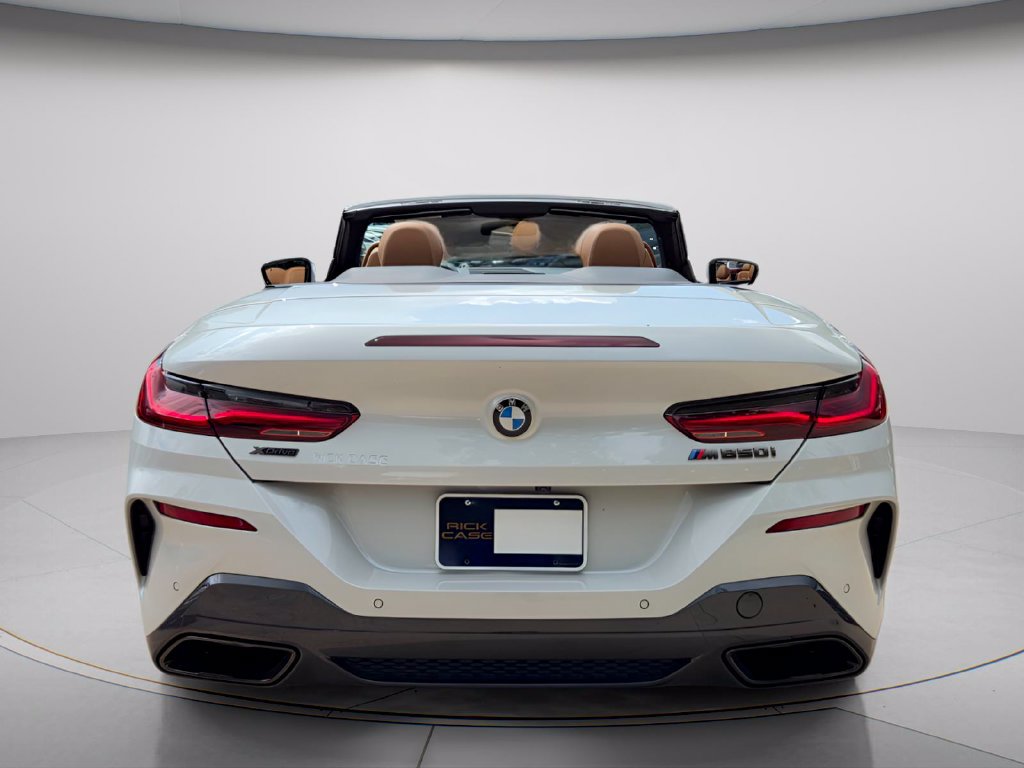 Used 2021 BMW M850i xDrive Convertible w/ Driving Assistance Package AWD/4WD image 5