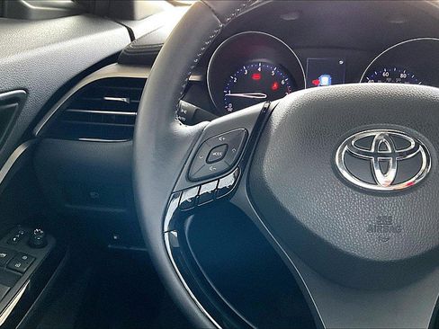 Used 2021 Toyota C-HR Nightshade FWD image 17