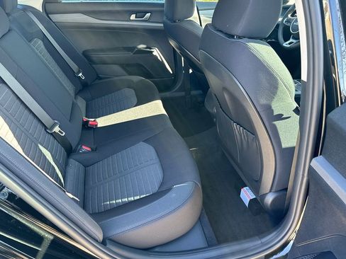 New 2026 Kia K5 LXS FWD image 15