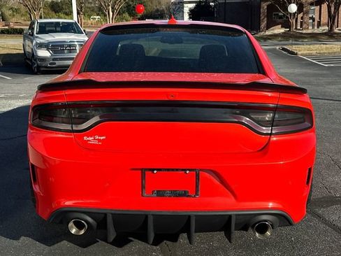 Used 2017 Dodge Charger SXT w/ Plus Group image 4