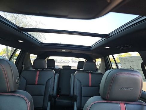 New 2026 Chevrolet Traverse RS w/ LPO, Floor Liner Package image 30