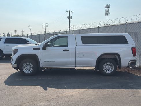 Used 2024 GMC Sierra 1500 Pro w/ Pro Value Package AWD/4WD image 4