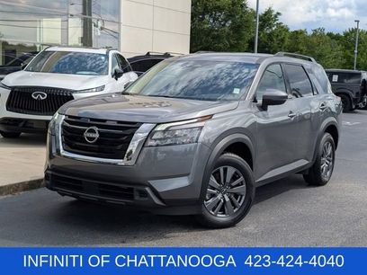 Used 2025 Nissan Pathfinder SV