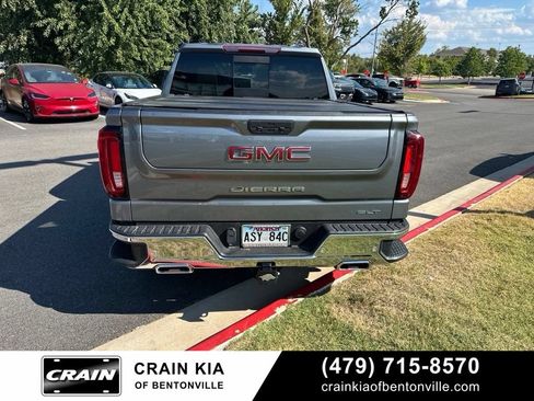 Used 2021 GMC Sierra 1500 SLT w/ SLT Premium Plus Package AWD/4WD image 9