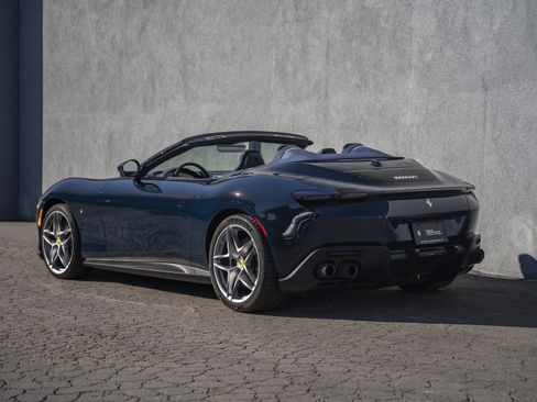 Certified 2024 Ferrari Roma Spider image 3