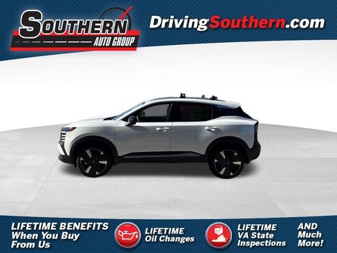 New 2026 Nissan Kicks SR w/ Cold Weather Package image 1