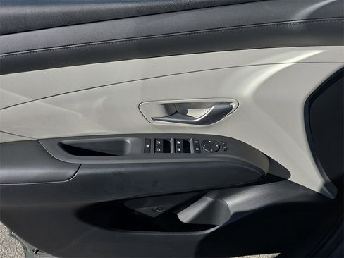 New 2026 Hyundai Tucson SEL image 25