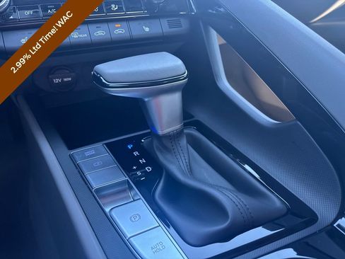 Certified 2024 Hyundai Elantra SEL w/ Convenience Package image 31