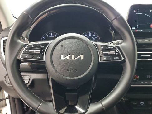 Used 2022 Kia Seltos EX AWD/4WD image 17