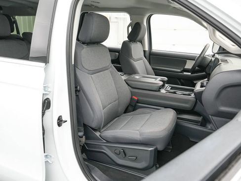 Certified 2025 Ford Expedition Max Active AWD/4WD image 26