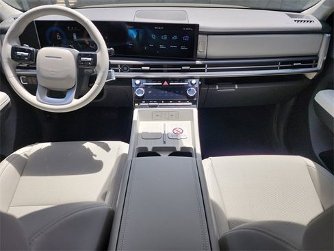 New 2025 Hyundai Santa Fe SEL image 11