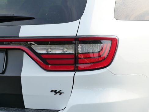 Used 2021 Dodge Durango R/T w/ Technology Group AWD/4WD image 16