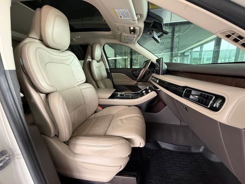 Used 2020 Lincoln Aviator Reserve w/ Equipment Group 202A AWD/4WD image 21