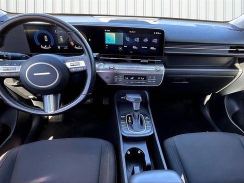 Used 2024 Hyundai Kona SEL image 6