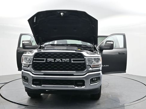 Used 2024 RAM 2500 Big Horn image 40