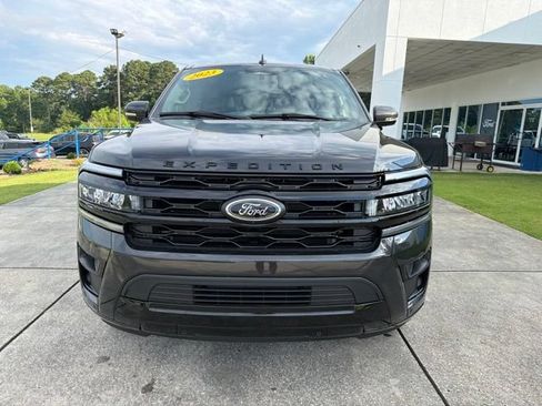 Used 2023 Ford Expedition Limited RWD image 2