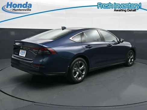 Used 2023 Honda Accord EX image 10