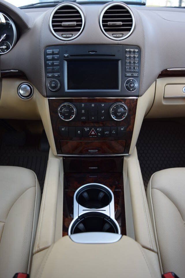 Used 2012 Mercedes-Benz GL 320 BlueTEC 4MATIC image 28