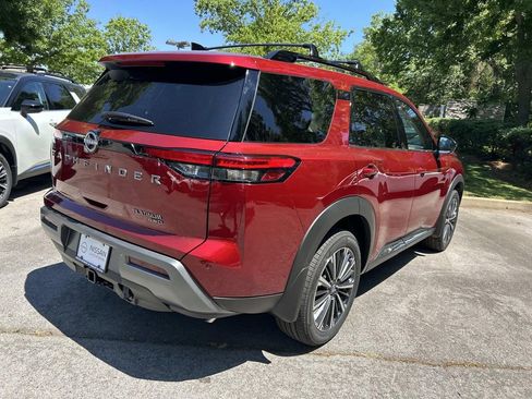 New 2026 Nissan Pathfinder Platinum w/ Lighting Package AWD/4WD image 7