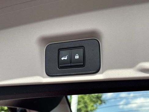 Certified 2024 Nissan Ariya AWD image 23