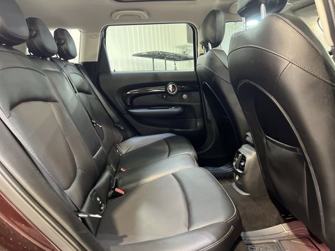 Used 2016 MINI Cooper Clubman image 10
