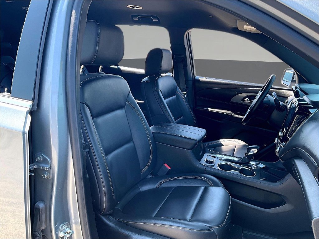 Used 2024 Chevrolet Traverse LT AWD/4WD image 34