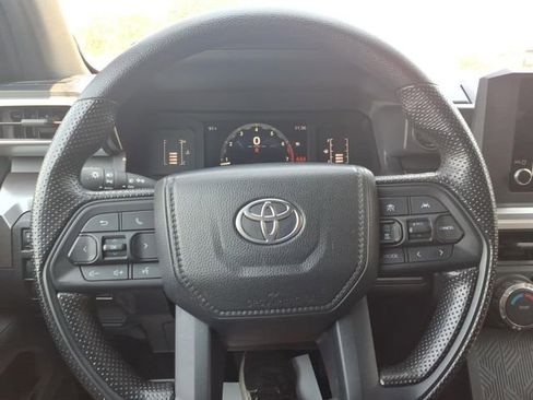 Used 2024 Toyota Tacoma SR5 AWD/4WD image 20