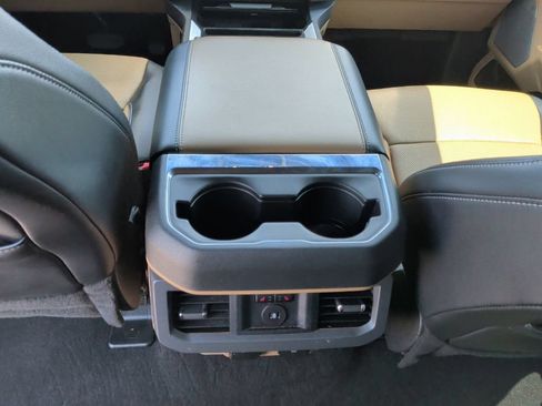 Used 2024 Ford F350 Lariat w/ Lariat Ultimate Package AWD/4WD image 42