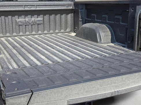 Certified 2026 GMC Sierra 1500 Denali image 9