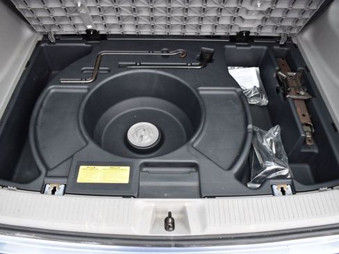 Used 2008 Toyota Matrix XR image 23