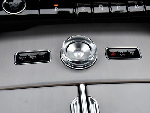 New 2026 Lincoln Navigator Premiere AWD/4WD image 33