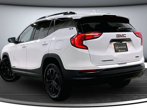 Used 2021 GMC Terrain SLE w/ Driver Convenience Package AWD/4WD image 4