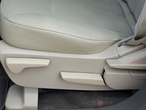 Used 2013 Ford Edge SE FWD image 4