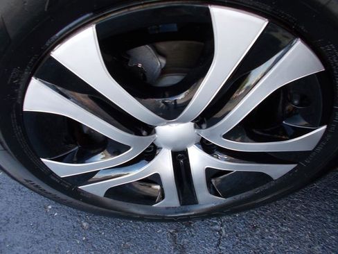 Used 2011 Chevrolet Impala LS image 17