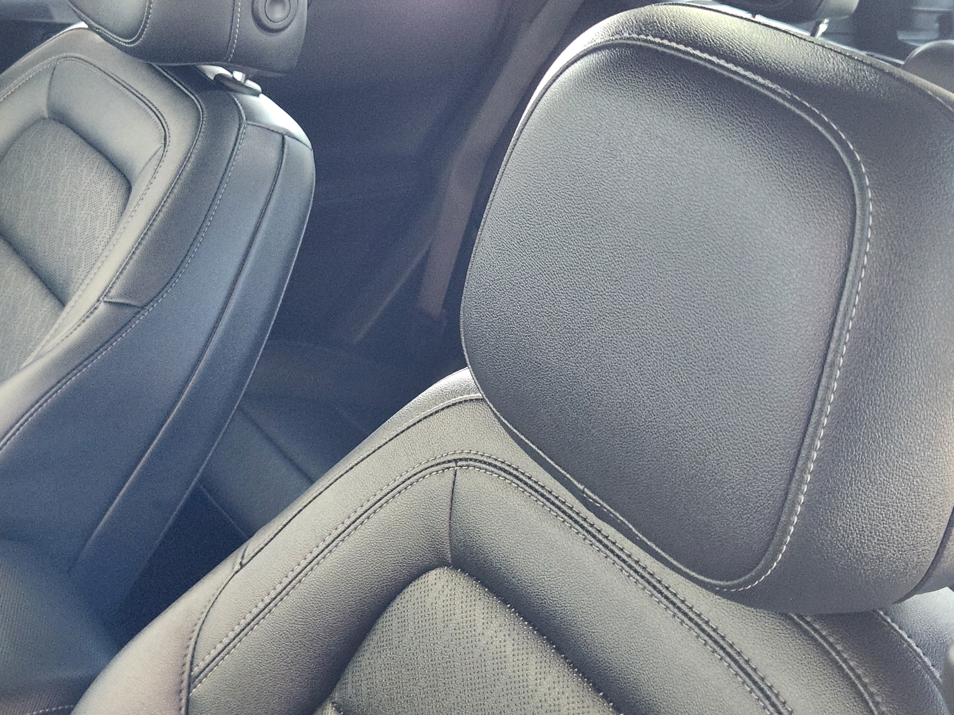Used 2025 Chevrolet Equinox LT w/ Convenience Package II FWD image 15