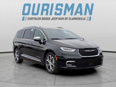 New 2026 Chrysler Pacifica Pinnacle