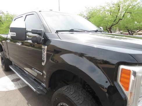 Used 2018 Ford F350 Lariat w/ Lariat Ultimate Package AWD/4WD image 9