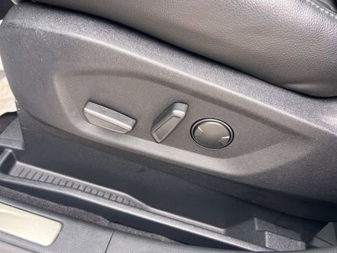 Certified 2024 Ford Edge Titanium w/ Equipment Group 301A image 20