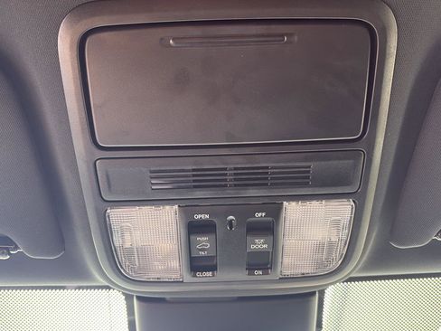Used 2025 Honda Odyssey Sport-L image 26