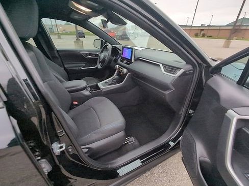 Certified 2024 Toyota RAV4 SE image 5