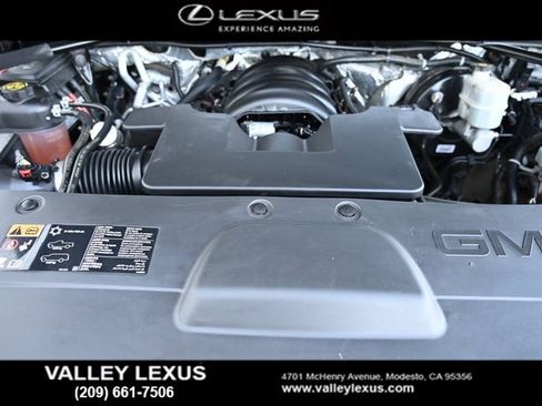 Used 2015 GMC Yukon Denali w/ Premium Package image 20