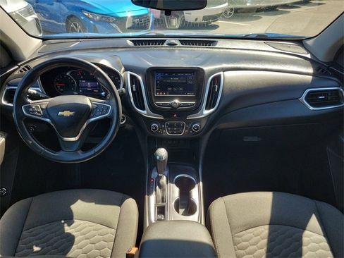 Used 2019 Chevrolet Equinox LT image 16